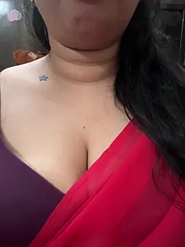 Snapshot of Akhi_Akshaya chatting on January 11, 6:23 pm Akhi Akshaya online show from January 11, 6:23 pm