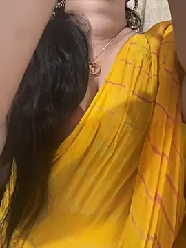 Snapshot of Akhi_Akshaya chatting on February 9, 6:37 pm Akhi Akshaya online show from February 9, 6:37 pm