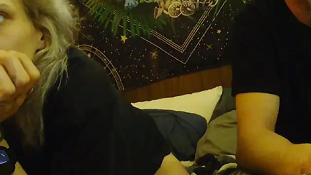 EroticKityii online show from March 21, 8:19 am