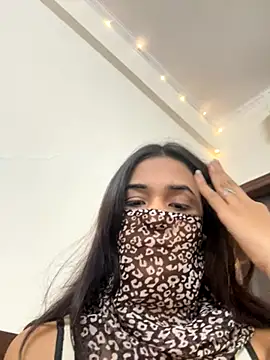 Kirti Mittal online show from November 14, 5:49 pm