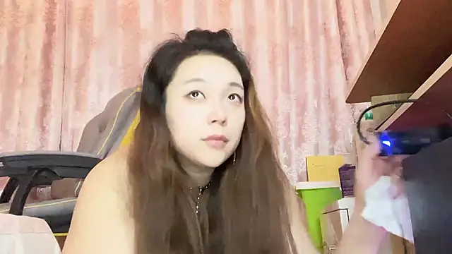 Snapshot of Z30966903S chatting on March 16, 1:06 pm Z30966903S online show from March 16, 1:06 pm