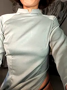 Lucy limon online show from February 5, 7:32 pm