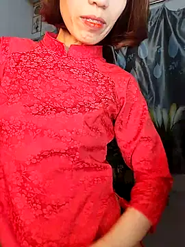 Lucy limon online show from February 22, 7:33 am