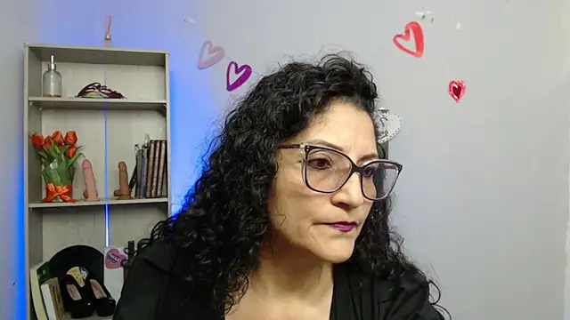 Snapshot of arianna_ros3 chatting on February 28, 3:26 pm arianna ros3 online show from February 28, 3:26 pm