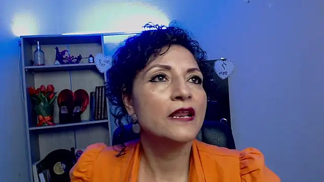 Snapshot of arianna_ros3 chatting on March 14, 5:02 pm arianna ros3 online show from March 14, 5:02 pm