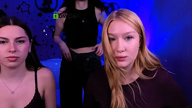 playful sophie online show from April 5, 7:20 pm