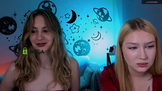 Snapshot of playful_sophie chatting on June 30, 7:25 pm playful sophie online show from June 30, 7:25 pm