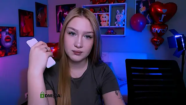 playful sophie online show from February 19, 8:17 pm