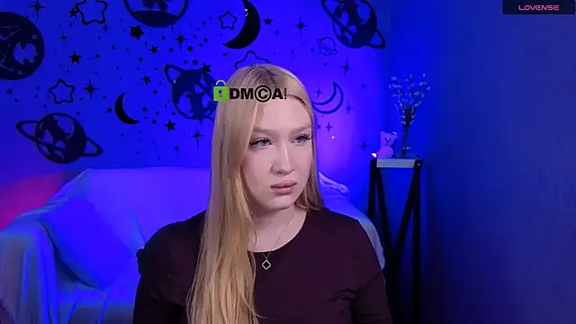 playful sophie online show from April 14, 7:19 pm