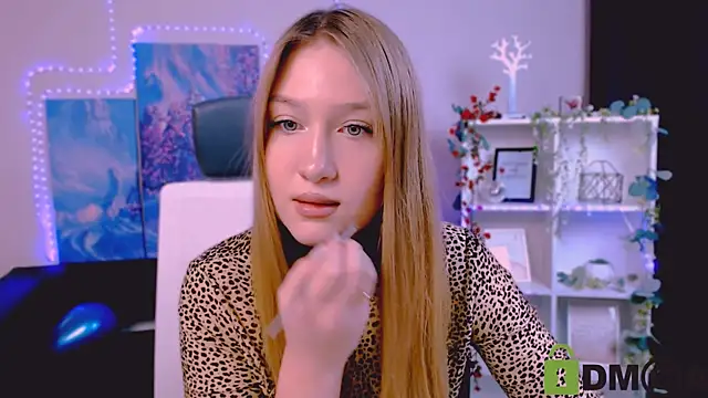 playful sophie online show from February 20, 9:31 pm