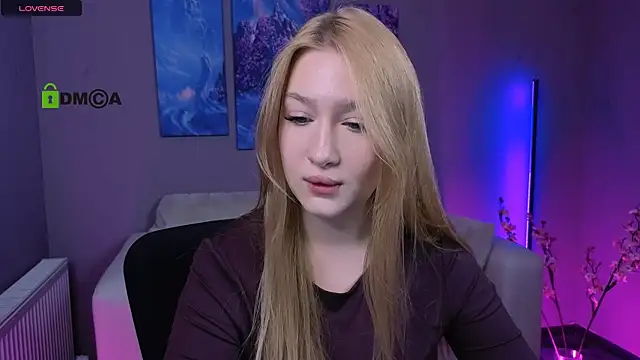 playful sophie online show from November 16, 8:24 pm