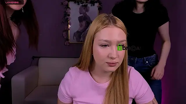 playful sophie online show from March 12, 8:24 pm