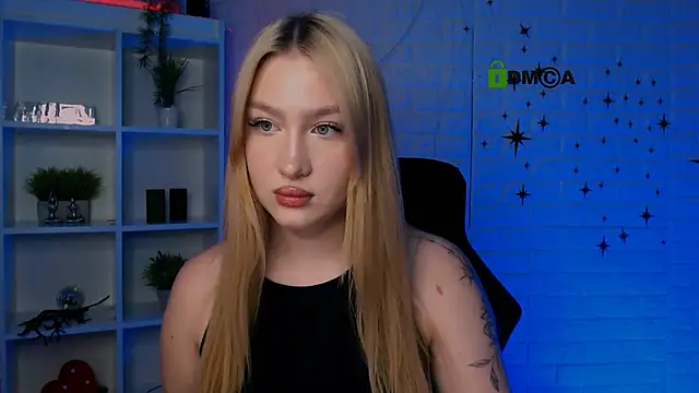 playful sophie online show from May 26, 7:12 pm