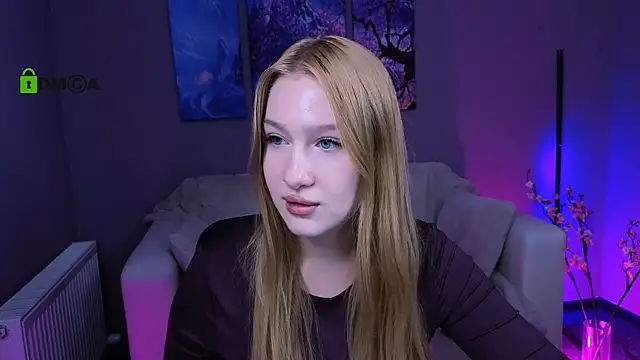 playful sophie online show from November 13, 8:13 pm