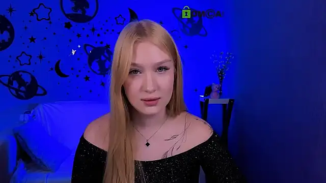 playful sophie online show from April 3, 7:31 pm