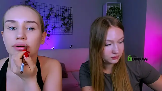 playful sophie online show from September 23, 7:32 pm