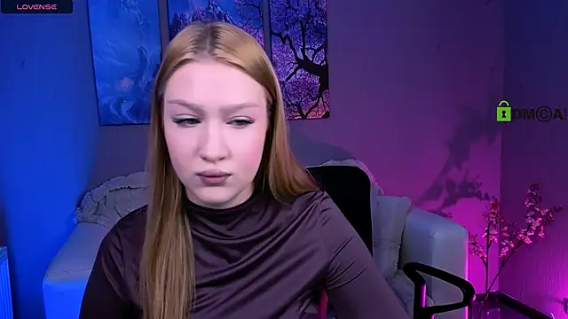 playful sophie online show from November 26, 8:09 pm