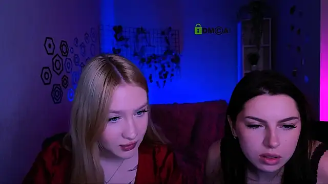 playful sophie online show from April 17, 8:00 pm