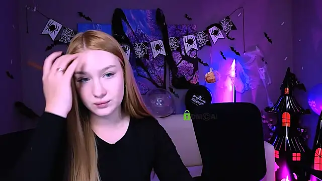 playful sophie online show from October 28, 11:25 pm