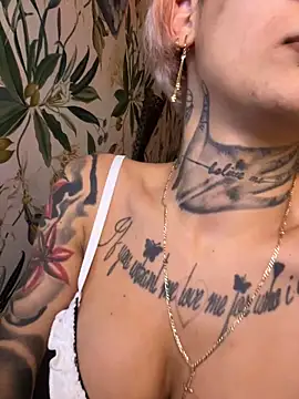 Lucky Deniz online show from December 17, 10:48 pm