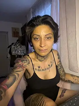 Lucky Deniz online show from July 6, 8:54 am