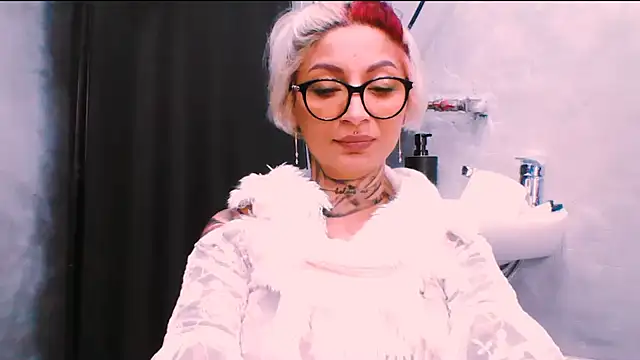 Lucky Deniz online show from November 22, 11:31 am