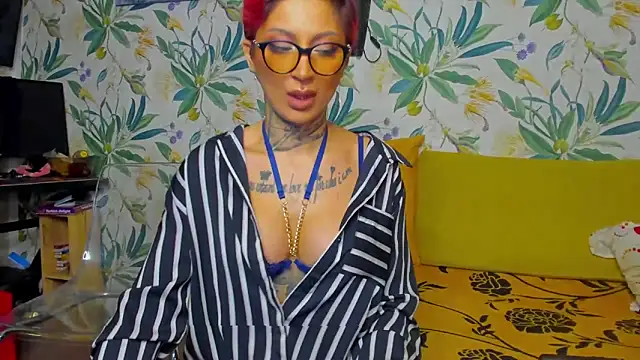 Lucky Deniz online show from February 10, 11:53 am