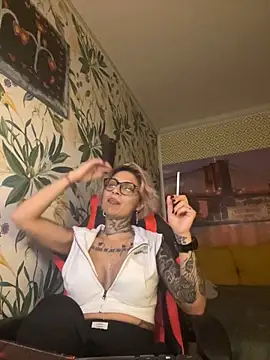 Lucky Deniz online show from December 19, 9:17 pm