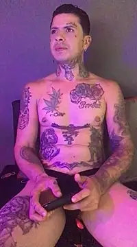 edttatuado19 online show from February 13, 4:17 pm