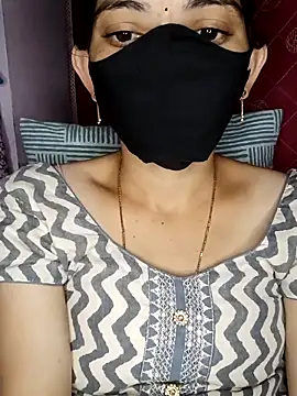 Snapshot of Telugu_Cute_Angel chatting on November 18, 5:05 pm Telugu Cute Angel online show from November 18, 5:05 pm