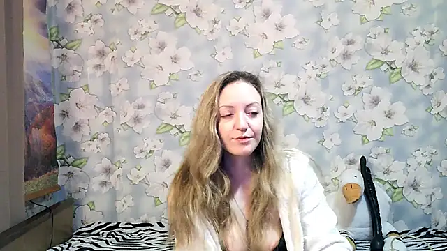 KattyLuuu online show from October 10, 8:31 pm