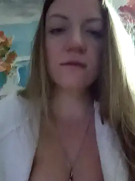 KattyLuuu online show from January 18, 9:35 am