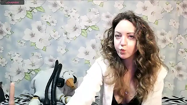 KattyLuuu online show from March 2, 11:39 pm