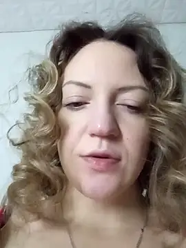 KattyLuuu online show from February 27, 8:30 pm