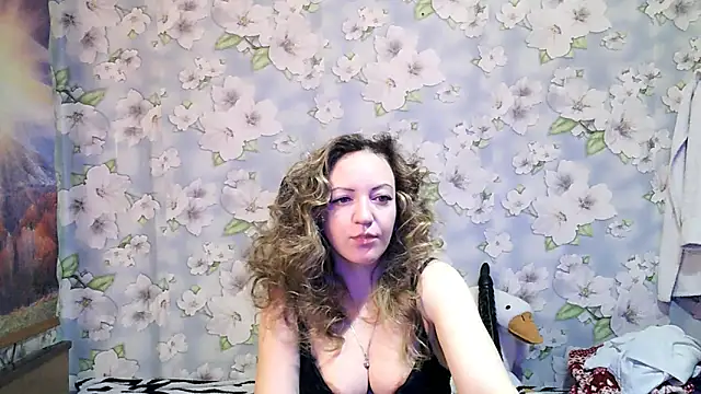 KattyLuuu online show from November 13, 9:19 pm