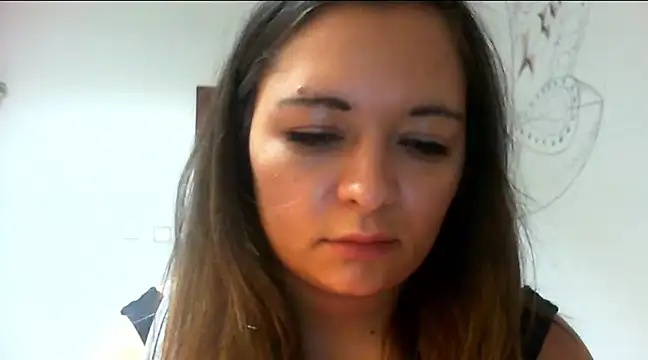 Snapshot of MeganGold chatting on January 5, 8:43 am MeganGold online show from January 5, 8:43 am