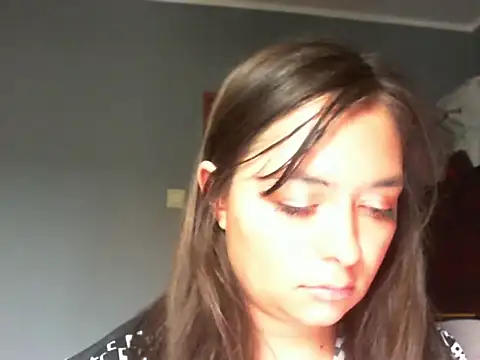 Snapshot of MeganGold chatting on April 8, 6:15 am MeganGold online show from April 8, 6:15 am