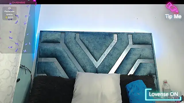 Roxan Fox- online show from January 18, 11:55 pm