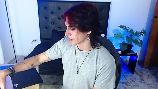 andreey50 online show from December 3, 8:52 pm