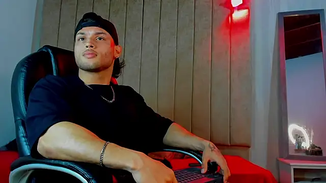 jeicob gagnon online show from September 28, 5:36 am