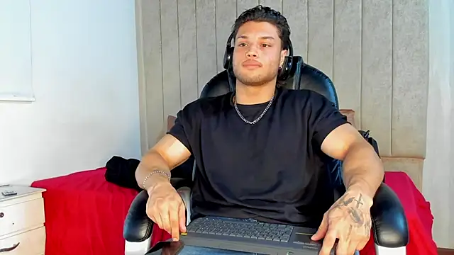 jeicob gagnon online show from October 3, 6:59 am