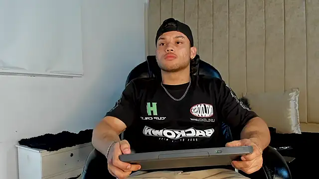 jeicob gagnon online show from October 7, 9:21 am