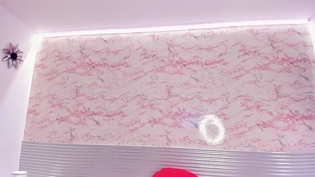 Camiilaa C online show from December 2, 11:45 am