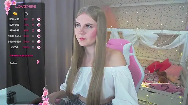 Miss Esmiie online show from December 28, 4:08 am