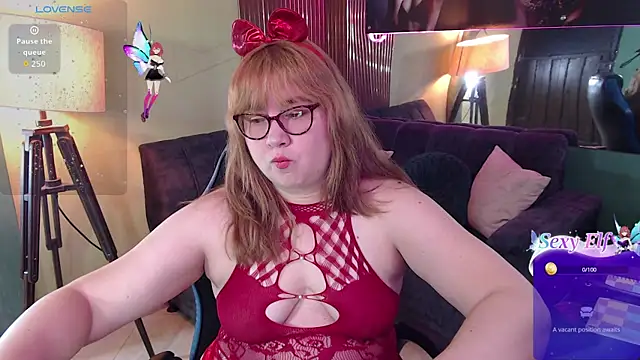 chloe prg online show from January 8, 3:07 pm