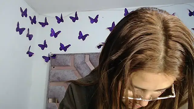 Anny Fox- online show from March 7, 3:57 am