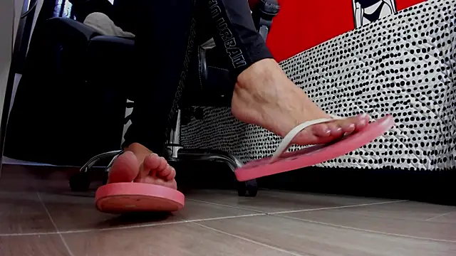 Keiny-Rave online show from October 30, 6:16 pm