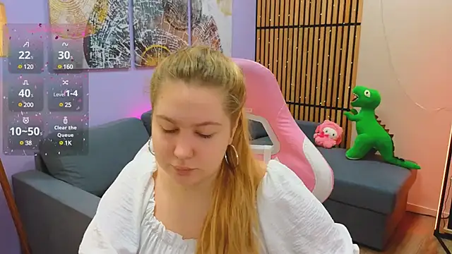 Snapshot of Ellie_Wellie chatting on February 12, 3:16 pm Ellie Wellie online show from February 12, 3:16 pm