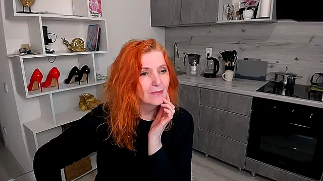 Snapshot of Fire-Fox-One chatting on May 11, 6:16 pm Fire-Fox-One online show from May 11, 6:16 pm