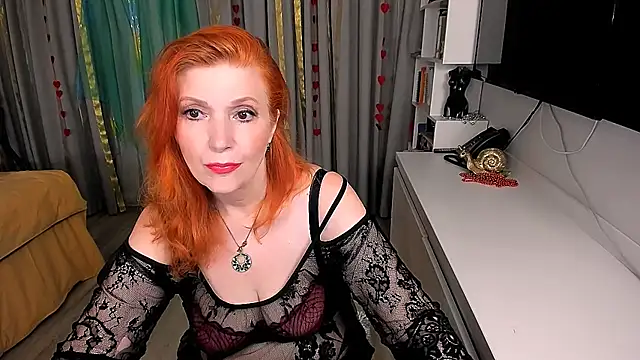 Snapshot of Fire-Fox-One chatting on March 25, 9:03 pm Fire-Fox-One online show from March 25, 9:03 pm